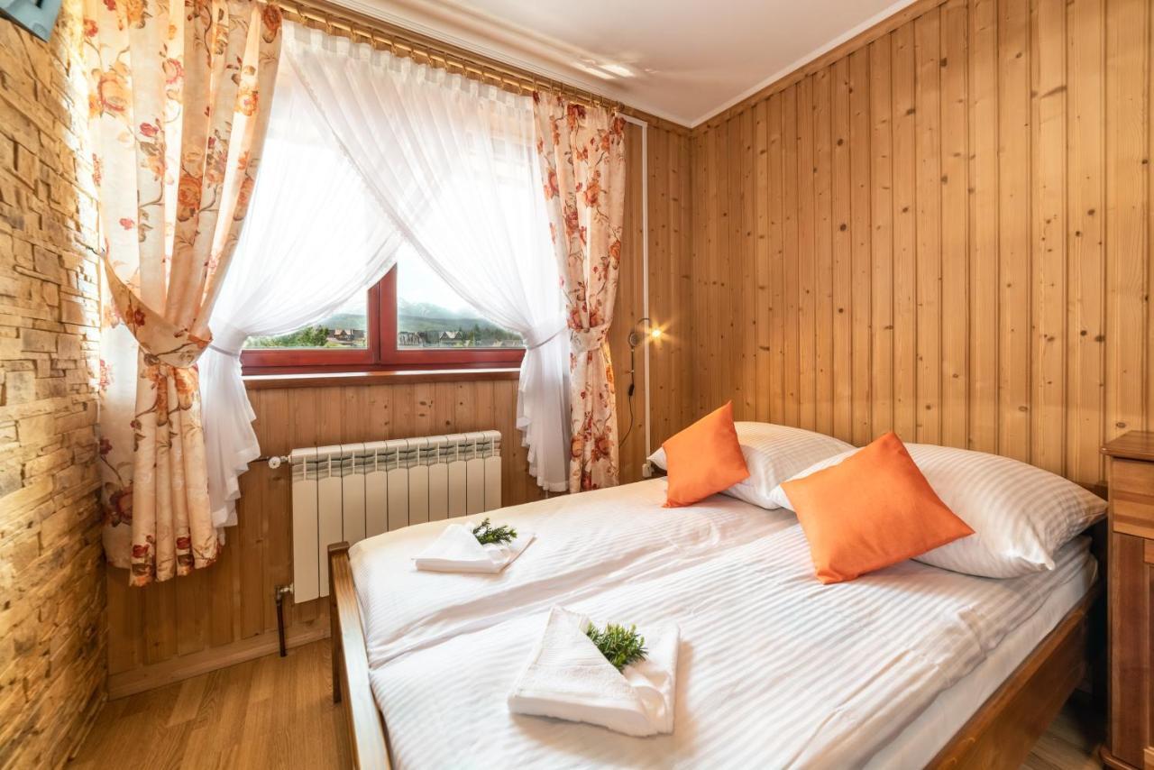 Pokoje Goscinne U Bronka Ciche Małe エクステリア 写真
